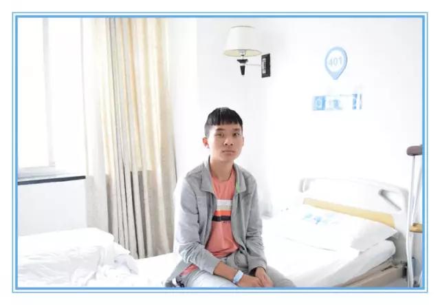 和光明赛跑的少年